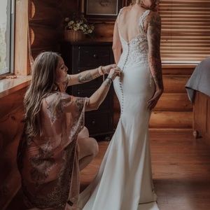 Size 8 Lilian west -Maxine wedding dress